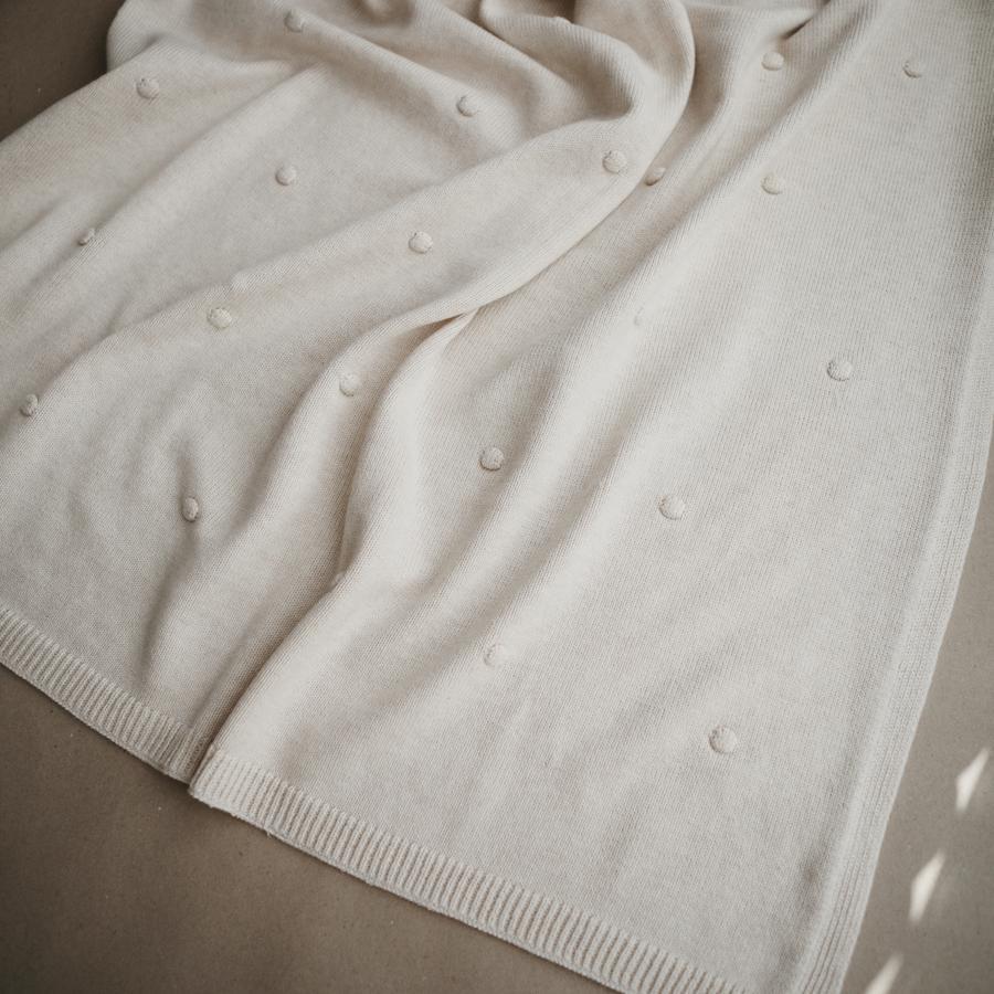 knitblanketdotsoffwhitemelange_1024x1024_9e65efeb-ad84-4ca9-b3e5-e03949f48c87.jpg