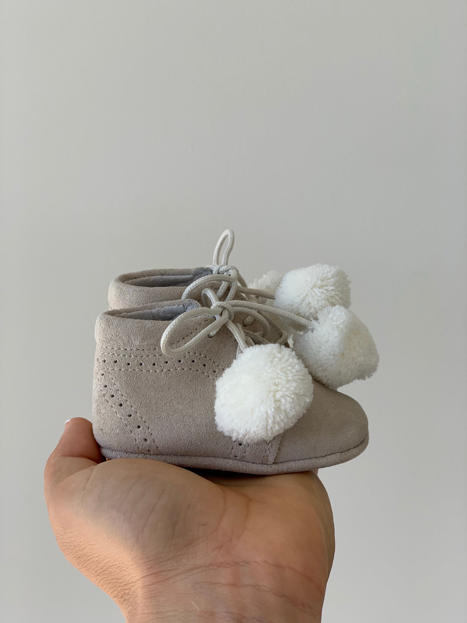 Pom-Pom Suede Baby Boots - Ardito